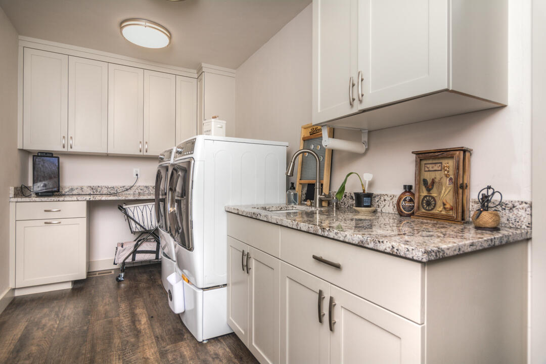 Meadow Lakes Estate - Residential