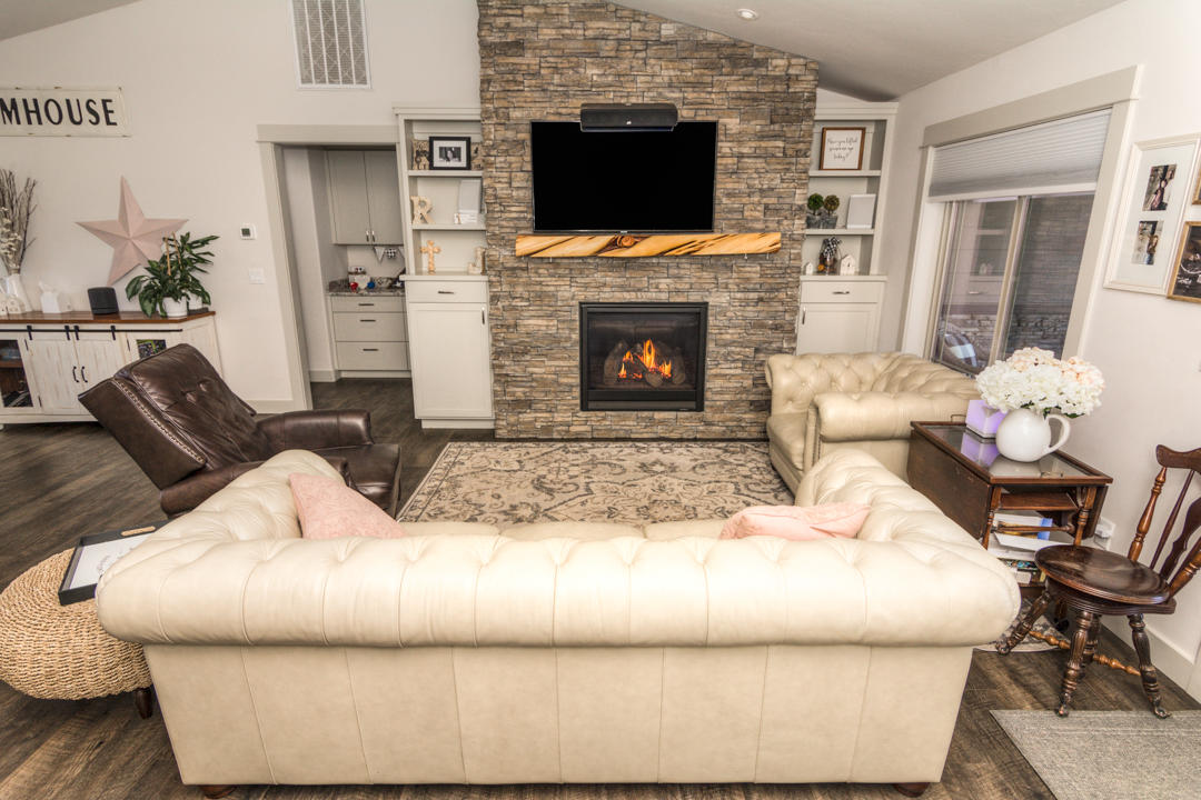 Meadow Lakes Estate - Residential