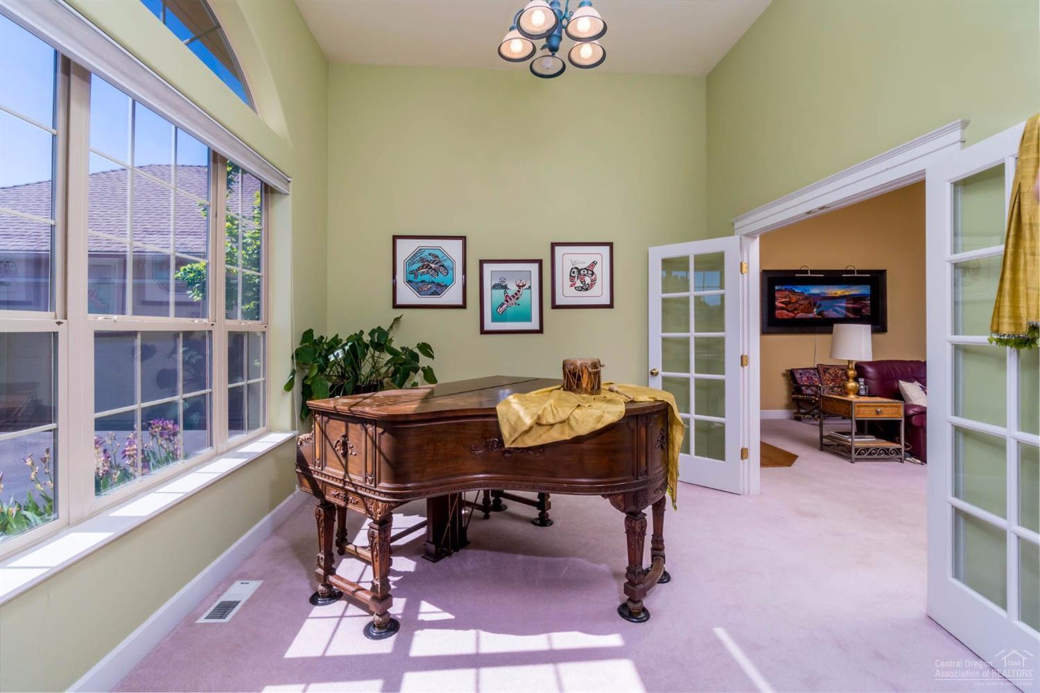 Sundance East - Residential