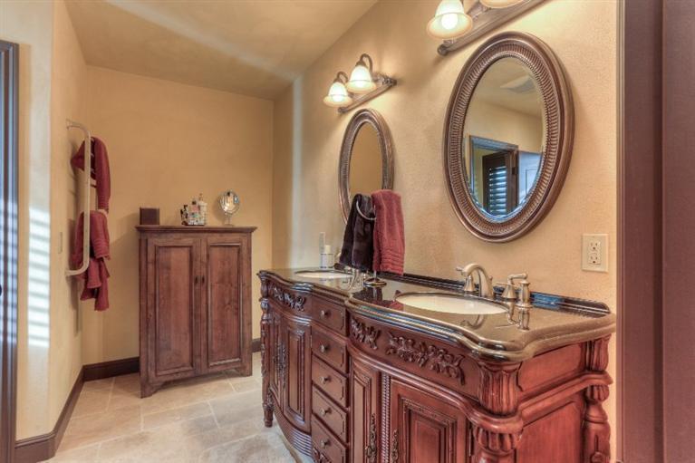 Saddle Ridge - Residential