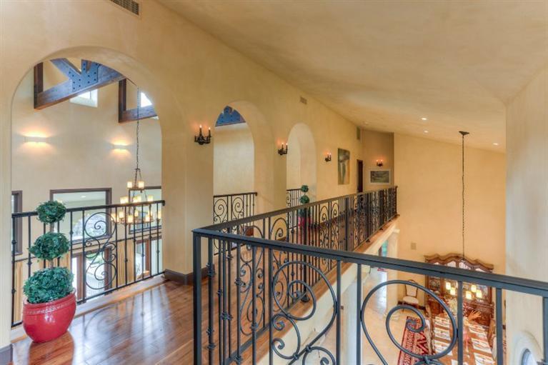 Saddle Ridge - Residential