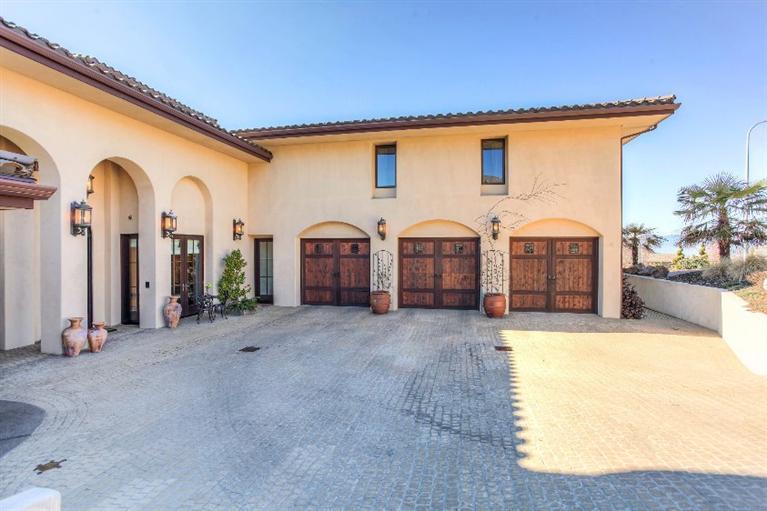 Saddle Ridge - Residential