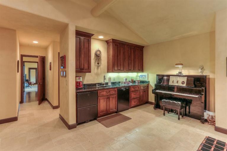 Saddle Ridge - Residential