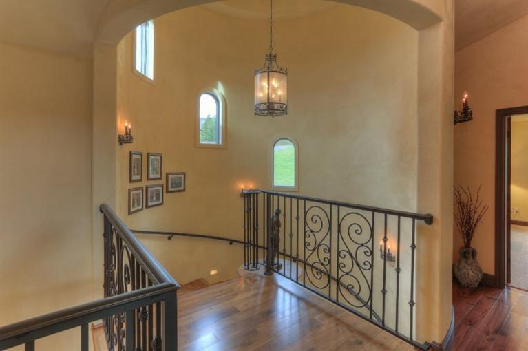 Saddle Ridge - Residential