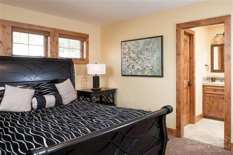 Fairway Point Villag - Residential