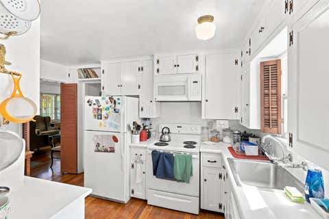 Tiny photo for 1230 NW Conklin Avenue, Grants Pass, OR 97526 (MLS # 220227197)