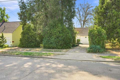 Tiny photo for 1230 NW Conklin Avenue, Grants Pass, OR 97526 (MLS # 220227197)