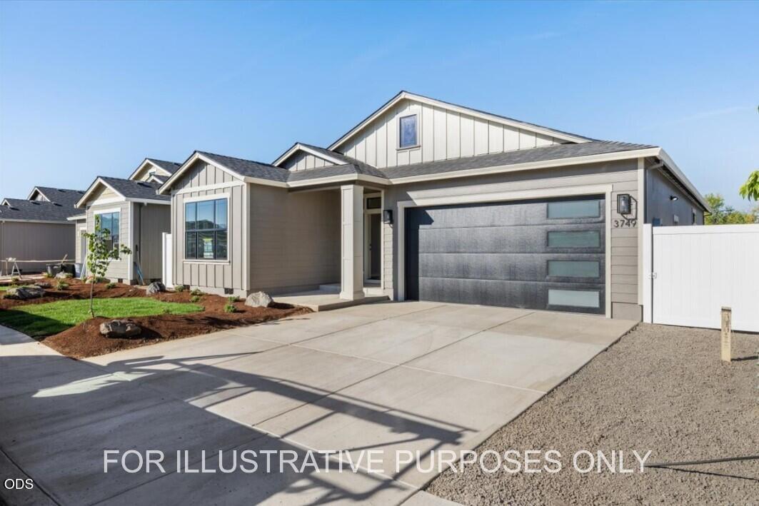 Photo 1 of 19 — 3675 Peregrine Way, White City, OR 97503