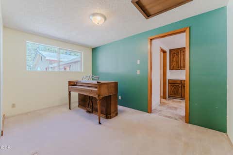 Tiny photo for 52591 Sunrise Boulevard, La Pine, OR 97739 (MLS # 220224716)