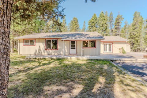 Tiny photo for 52591 Sunrise Boulevard, La Pine, OR 97739 (MLS # 220224716)