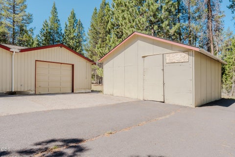 Tiny photo for 52591 Sunrise Boulevard, La Pine, OR 97739 (MLS # 220224716)