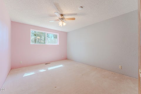 Tiny photo for 52591 Sunrise Boulevard, La Pine, OR 97739 (MLS # 220224716)