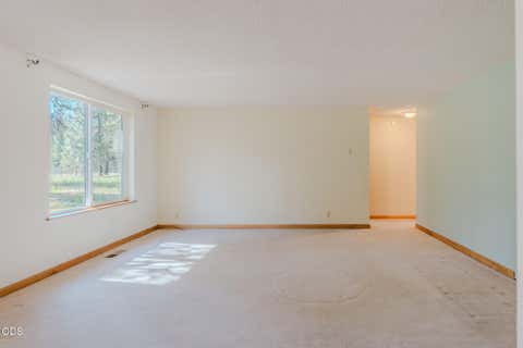 Tiny photo for 52591 Sunrise Boulevard, La Pine, OR 97739 (MLS # 220224716)