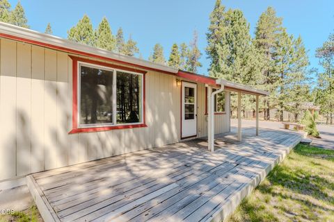 Tiny photo for 52591 Sunrise Boulevard, La Pine, OR 97739 (MLS # 220224716)
