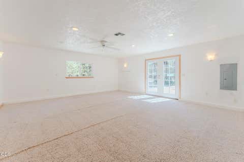 Tiny photo for 52591 Sunrise Boulevard, La Pine, OR 97739 (MLS # 220224716)