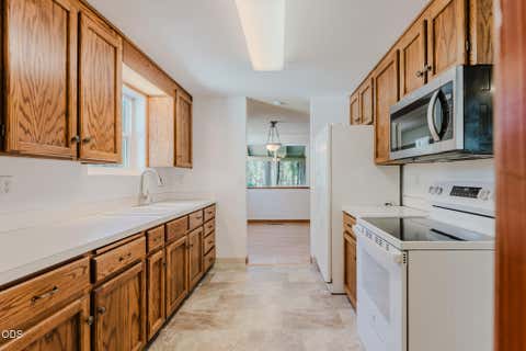 Tiny photo for 52591 Sunrise Boulevard, La Pine, OR 97739 (MLS # 220224716)