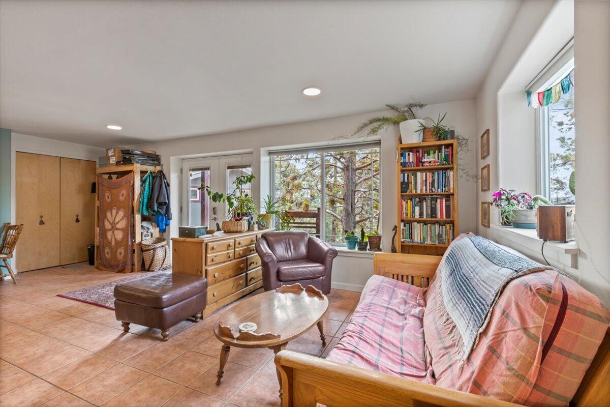 West Hills - Residential