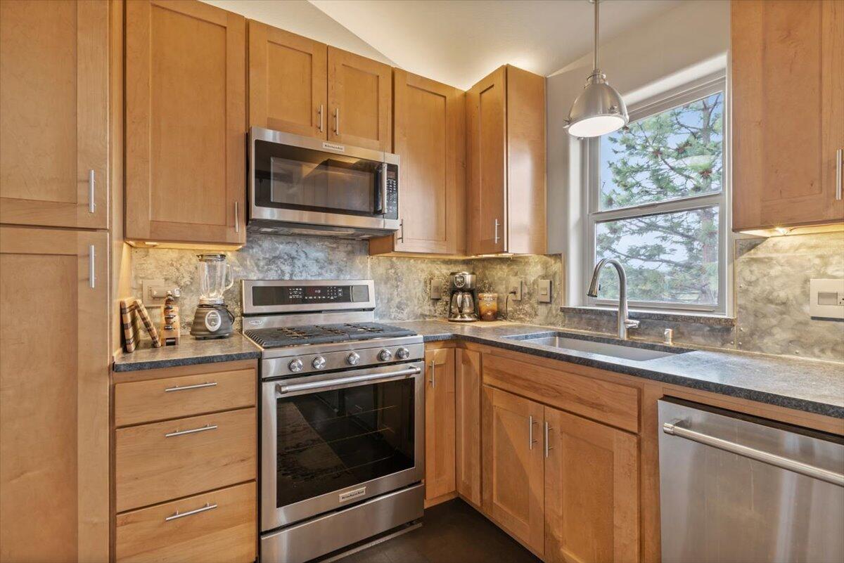 West Hills - Residential