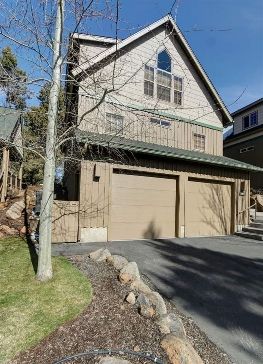 Chalet Style Home In Southern Oregon's Running Y Resort. Live And Play In Southern Oregon's Premier Resort. Home To The Running Y's 18 Hole Arnold Palmer Golf Course. Enjoy The Lifestyle And Adventures Of Nature And The Great Outdoors In The Area. Access To The Resort's Spa And Fitness Center, Hiking And Walking Trails And Many Other Amenities. Water System Features An On Demand Gas Water Heater, Which Made Room For A Pantry In The Kitchen!