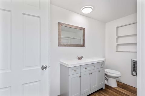 Tiny photo for 9581 NE Gateway Avenue, Madras, OR 97741 (MLS # 220214245)