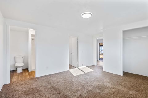 Tiny photo for 9581 NE Gateway Avenue, Madras, OR 97741 (MLS # 220214245)