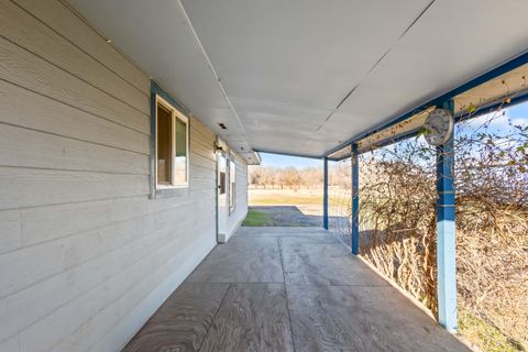 Tiny photo for 9581 NE Gateway Avenue, Madras, OR 97741 (MLS # 220214245)