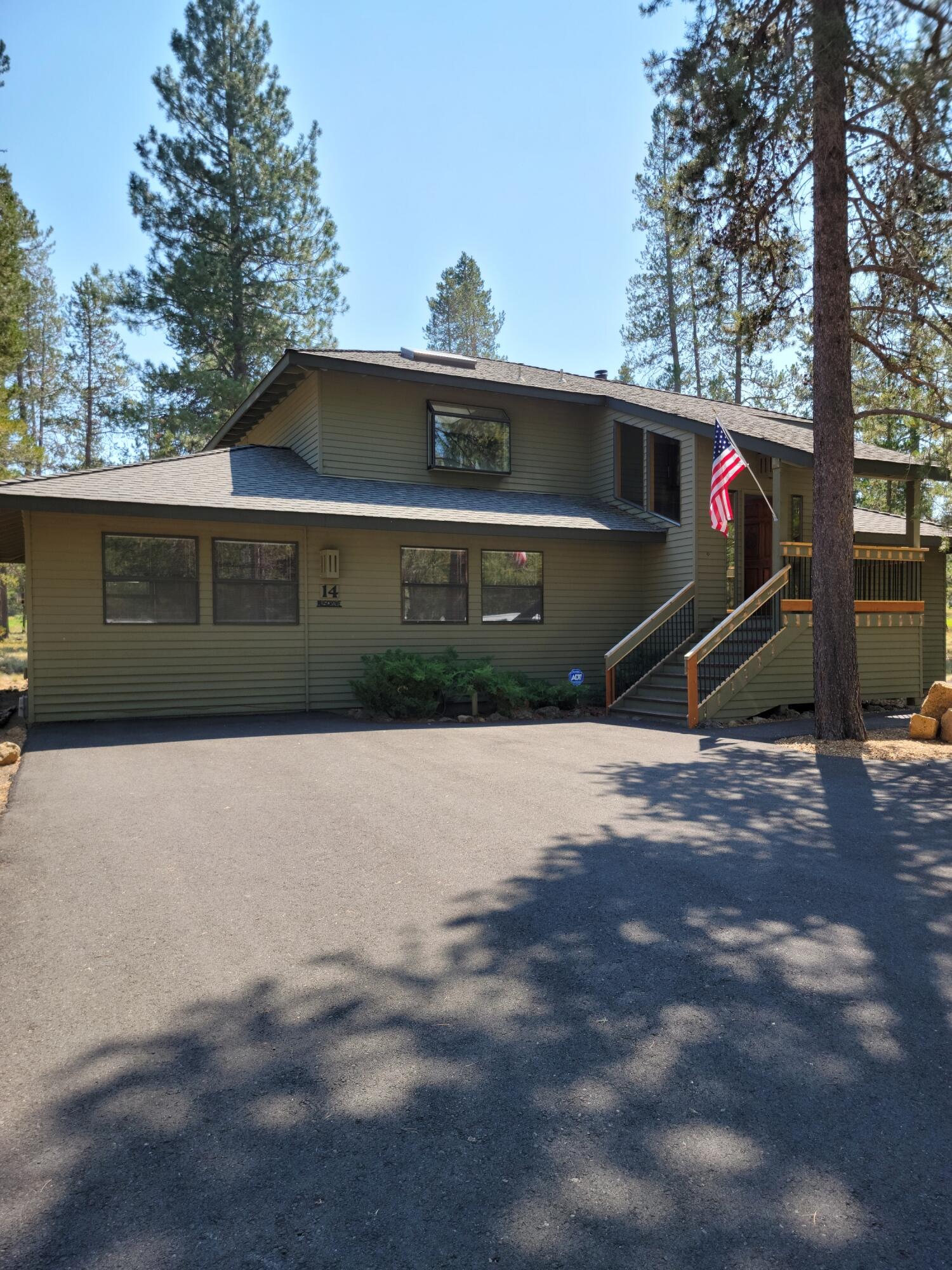 Fairway Crest Village - Residential