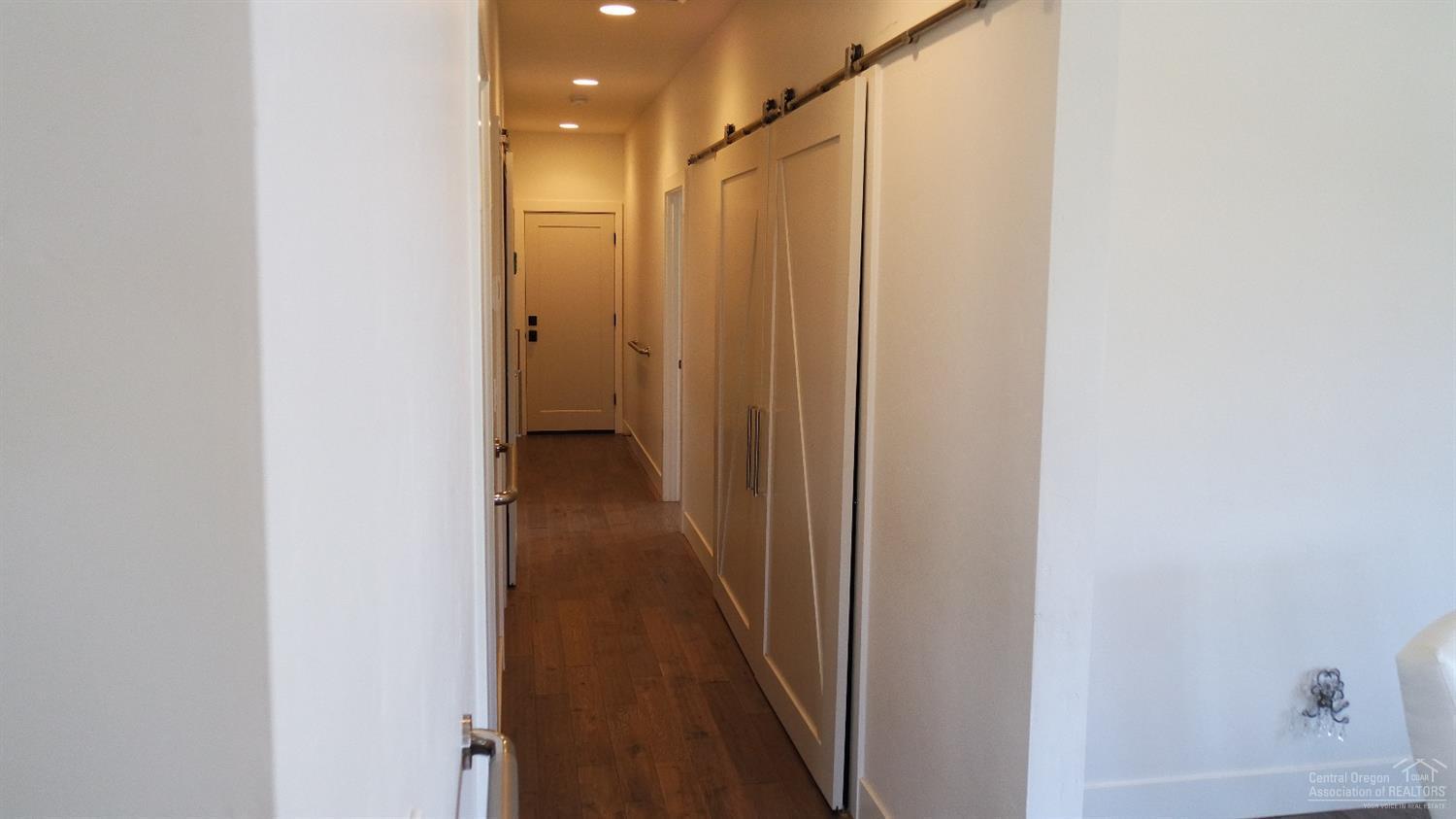 Pine Meadow Vill - Residential