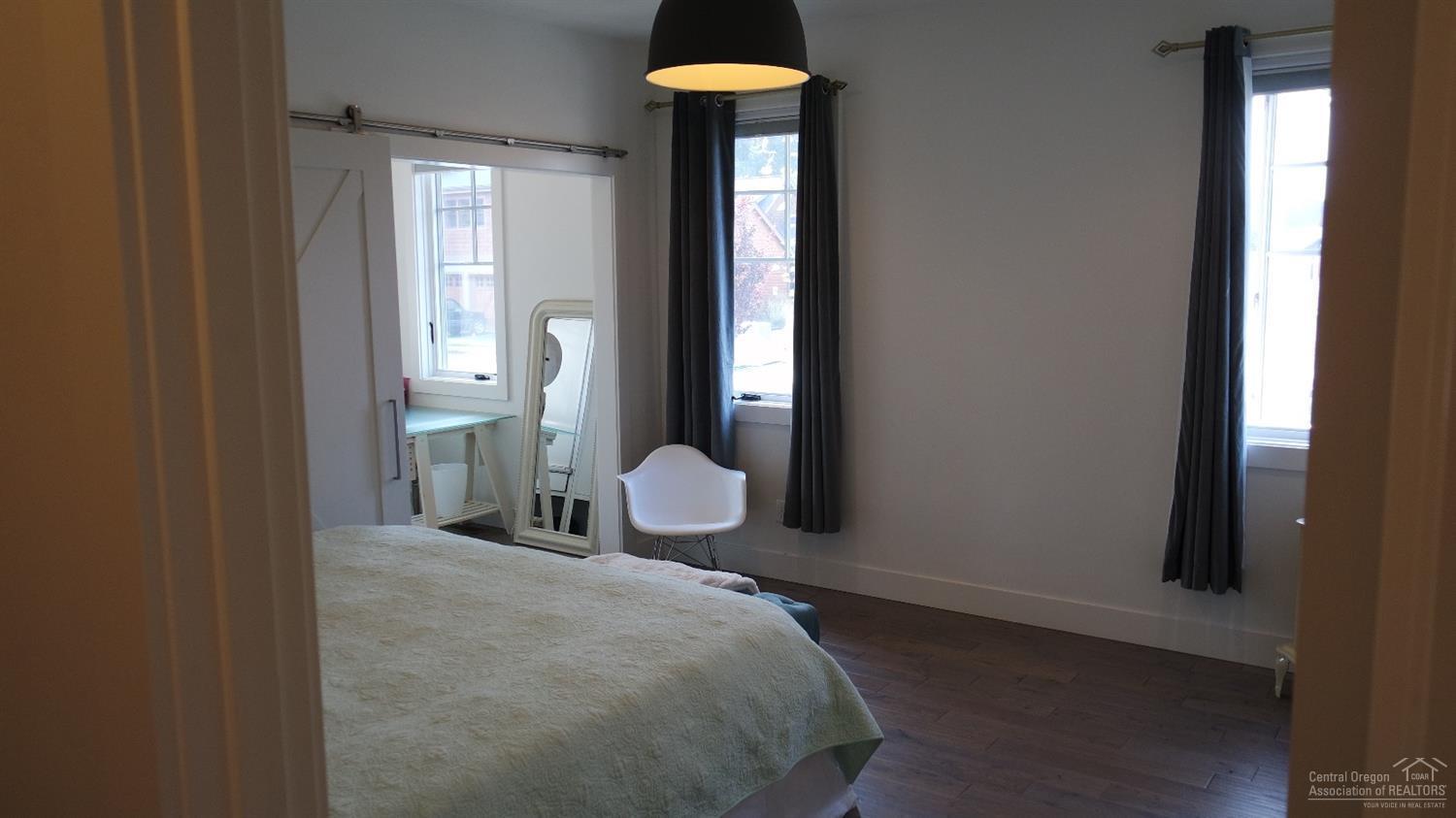 Pine Meadow Vill - Residential