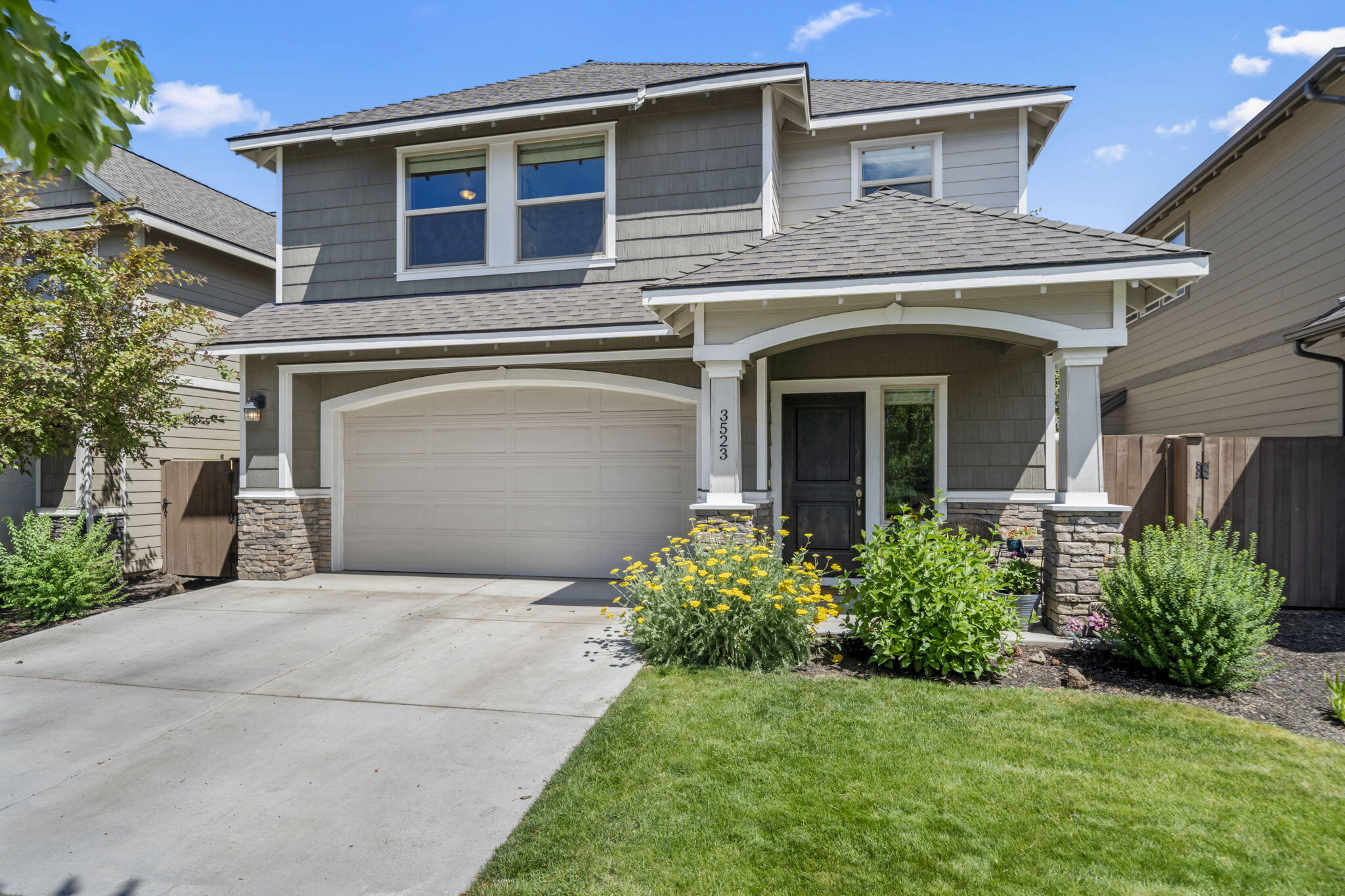 3523 NE Crystal Springs Drive