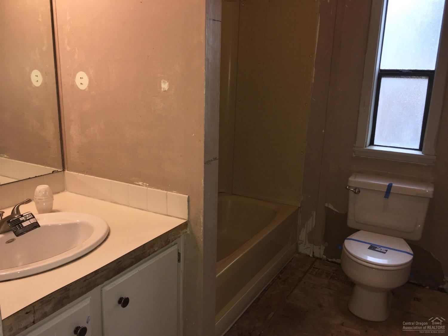 Deschutes RiverWoods - Residential