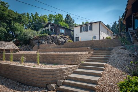 266 NW Riverside Boulevard Bend OR 97703