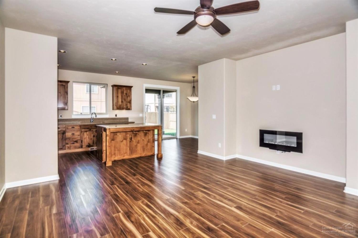 Deer Crossing - Residential