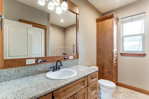 Tiny photo for 63112 Turret Court, Bend, OR 97701 (MLS # 220213552)