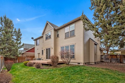 Tiny photo for 63112 Turret Court, Bend, OR 97701 (MLS # 220213552)