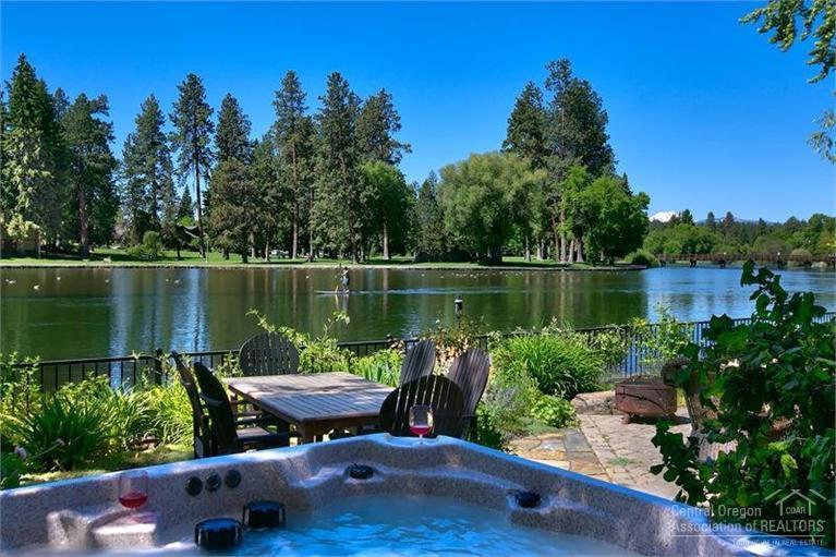 Pinelyn Park - Residential