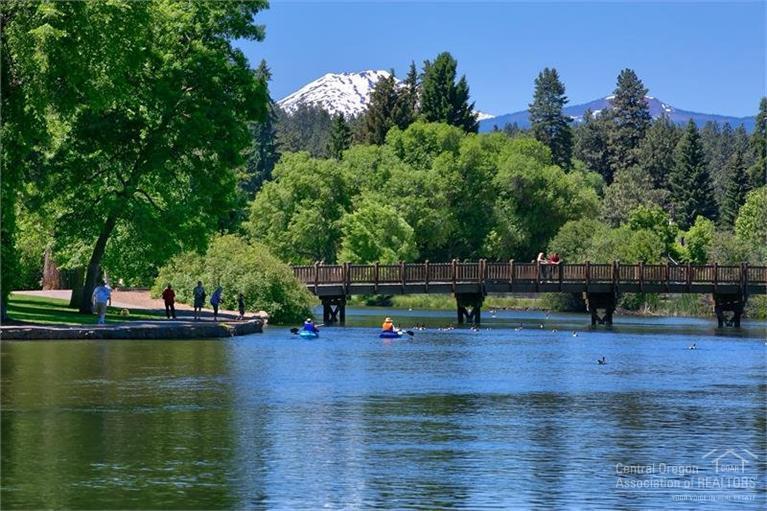 Pinelyn Park - Residential