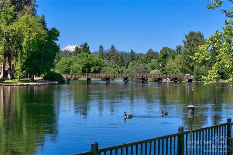 Pinelyn Park - Residential