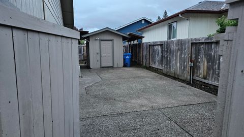 Tiny photo for 2717 SW Acres Road, Grants Pass, OR 97527 (MLS # 220219322)