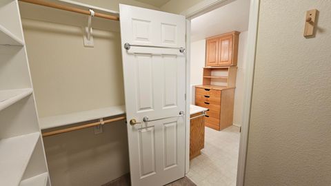 Tiny photo for 2717 SW Acres Road, Grants Pass, OR 97527 (MLS # 220219322)