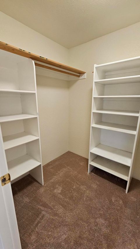 Tiny photo for 2717 SW Acres Road, Grants Pass, OR 97527 (MLS # 220219322)