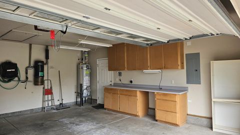 Tiny photo for 2717 SW Acres Road, Grants Pass, OR 97527 (MLS # 220219322)