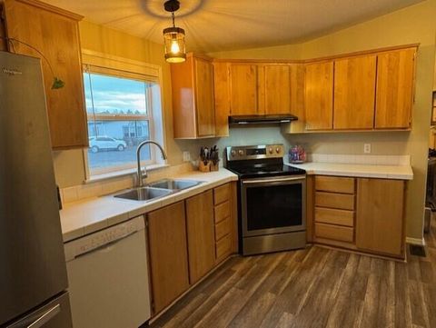 Tiny photo for 8835 SW Equestrian Place, Terrebonne, OR 97760 (MLS # 220213227)