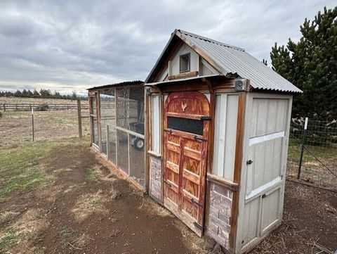 Tiny photo for 8835 SW Equestrian Place, Terrebonne, OR 97760 (MLS # 220213227)