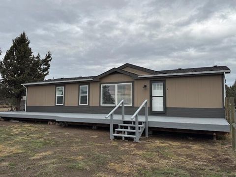 Tiny photo for 8835 SW Equestrian Place, Terrebonne, OR 97760 (MLS # 220213227)