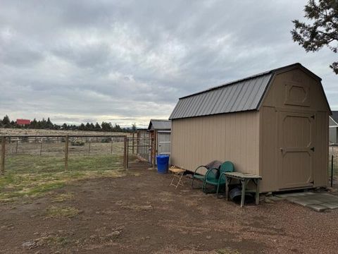 Tiny photo for 8835 SW Equestrian Place, Terrebonne, OR 97760 (MLS # 220213227)