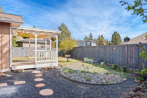 Tiny photo for 2221 NE Indigo Lane, Bend, OR 97701 (MLS # 220219680)