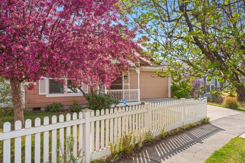 Tiny photo for 2221 NE Indigo Lane, Bend, OR 97701 (MLS # 220219680)