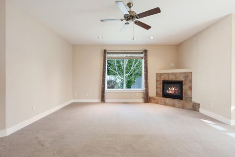 Tiny photo for 2221 NE Indigo Lane, Bend, OR 97701 (MLS # 220219680)