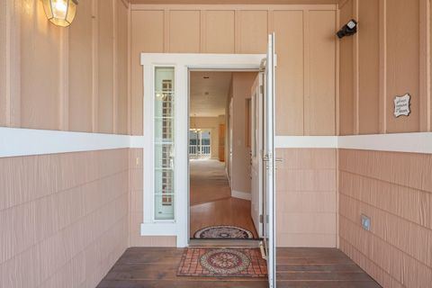 Tiny photo for 2221 NE Indigo Lane, Bend, OR 97701 (MLS # 220219680)
